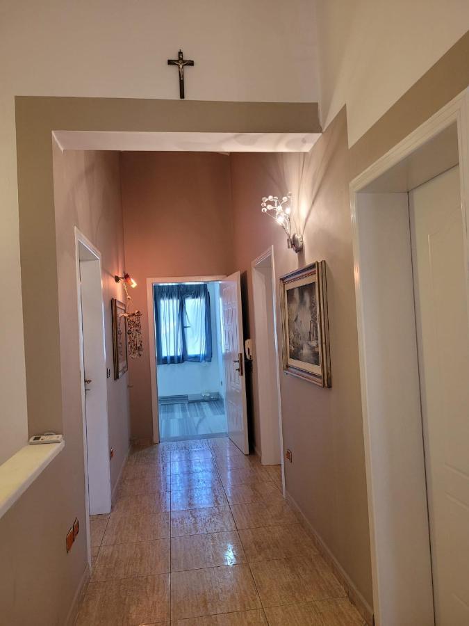 Italian Style Apartment Дуррес Екстер'єр фото