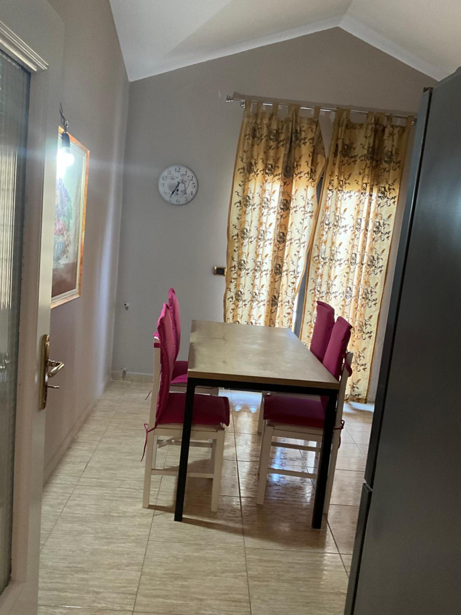 Italian Style Apartment Дуррес Екстер'єр фото